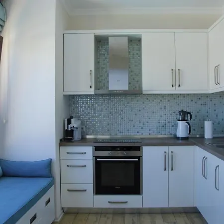 Posh- 2 Bedroom Private Pool Garden Floor Apartament Bodrum